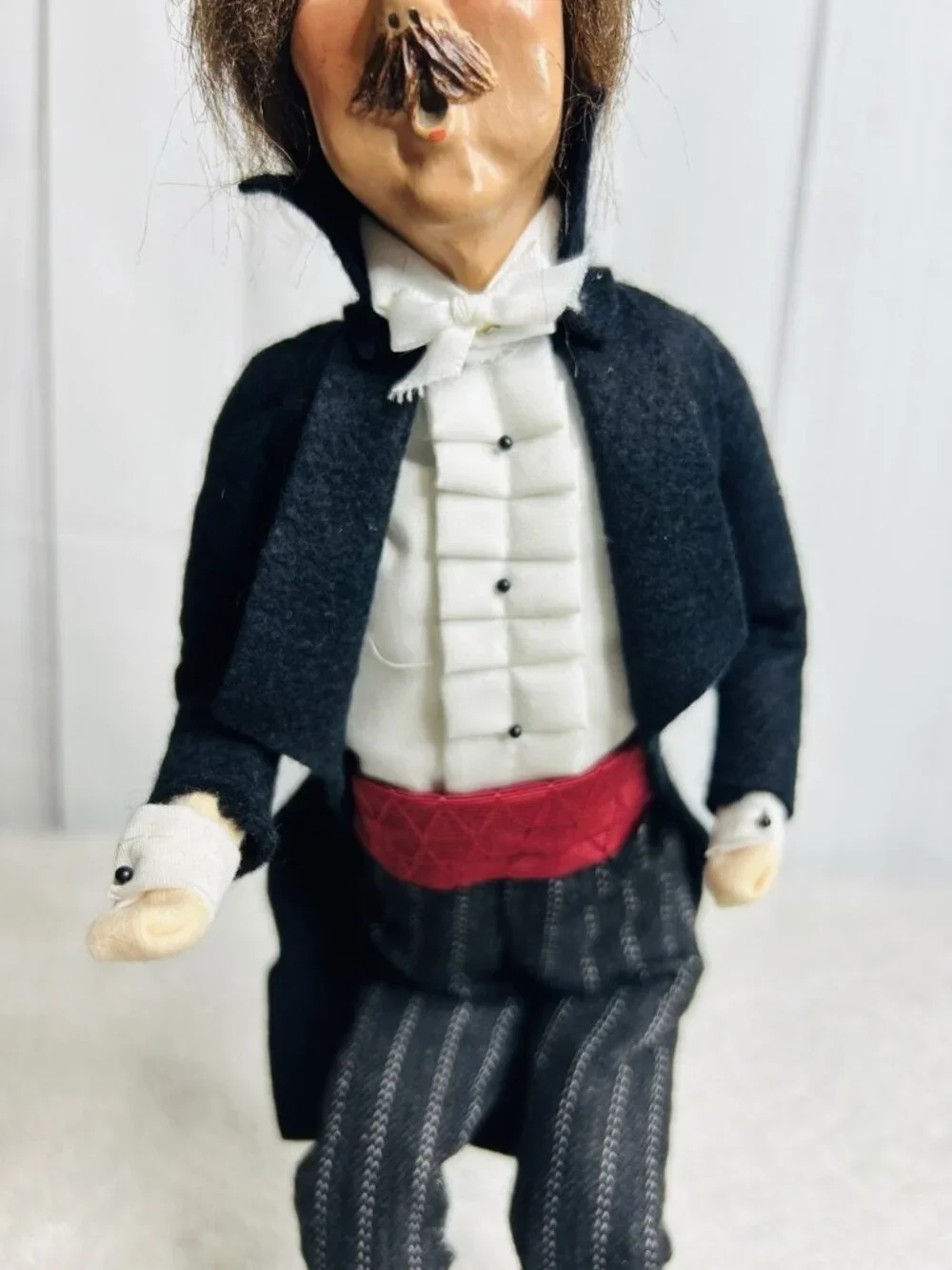 Byers Choice Tuxedo Man Piano Player RARE 1999 Excellent Condition